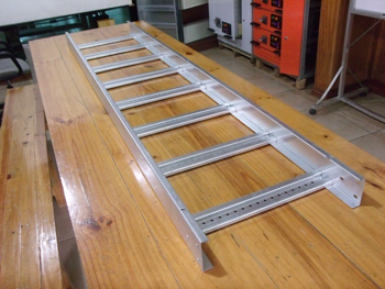 Galvanized ladder cable tray system